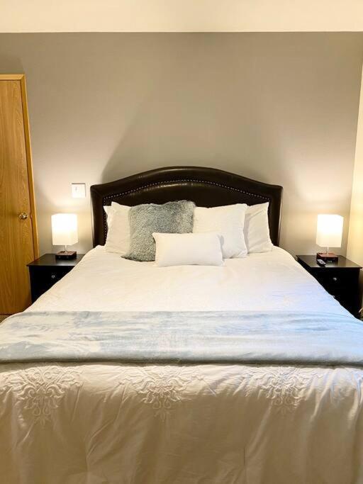 Walk To Downtown Leavenworth * Sleeps 6 + Pets * Ground Level Gem! Apartment Exterior photo